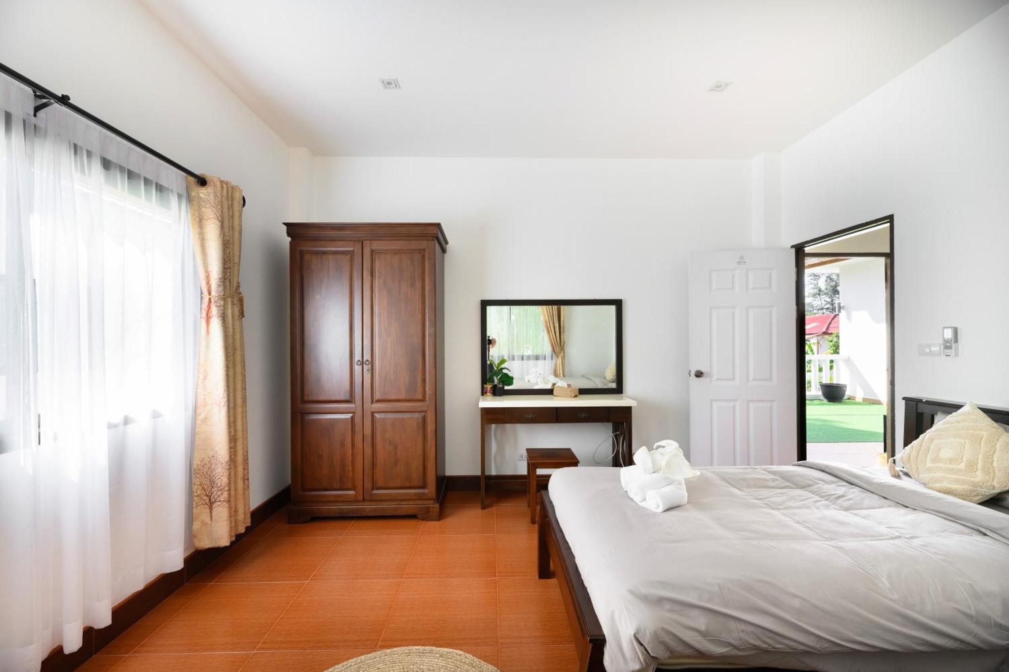 Private pool villa close to beach Kamala Beach Esterno foto